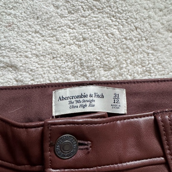 Abercrombie & Fitch 90’s Straight Ultra High Rise Pants - Picture 5 of 5